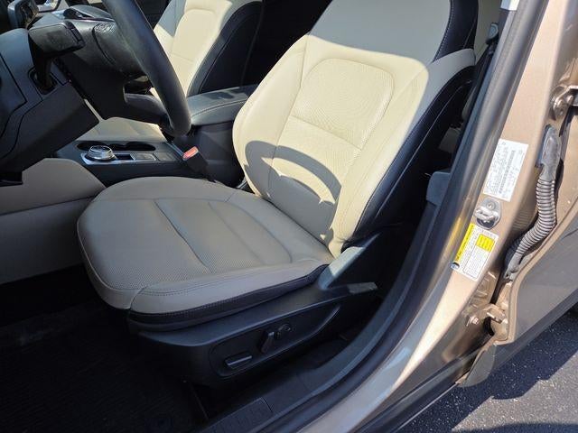 2021 Ford Escape Base