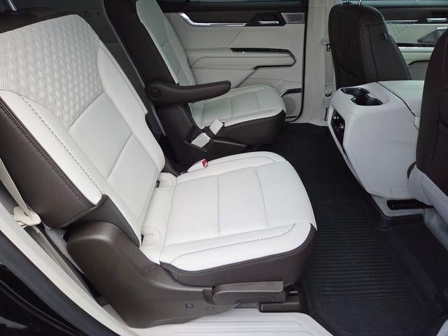 2024 GMC Acadia Base