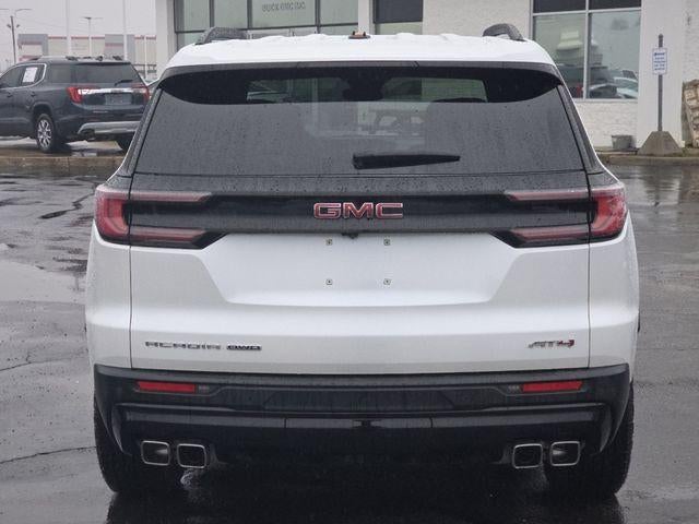 2025 GMC Acadia AT4