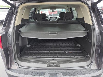 2017 GMC Acadia SLE-2