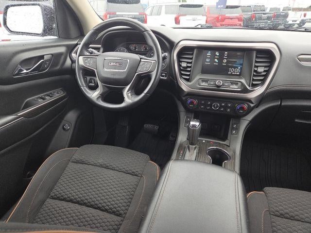 2017 GMC Acadia SLE-2