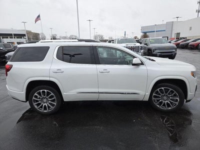 2023 GMC Acadia Denali