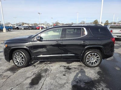 2023 GMC Acadia Denali