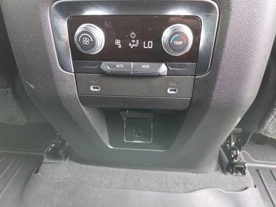 2022 GMC Yukon SLE