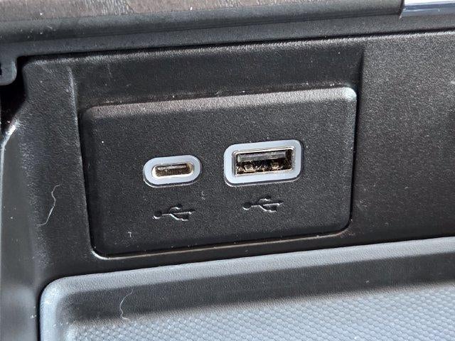 2022 GMC Yukon Base