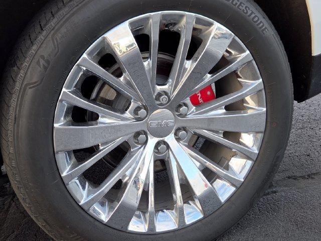2022 GMC Yukon Base