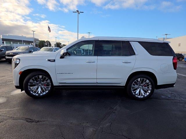 2022 GMC Yukon Base