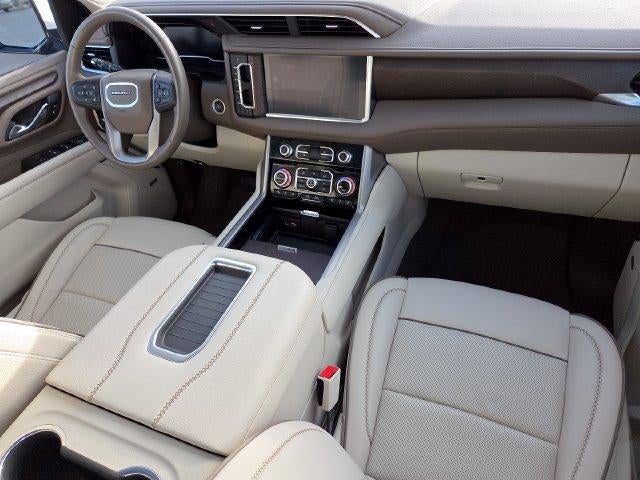 2022 GMC Yukon Base