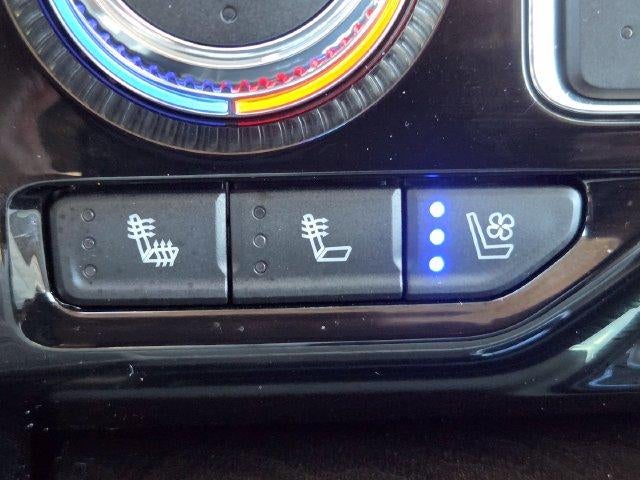 2022 GMC Yukon Base