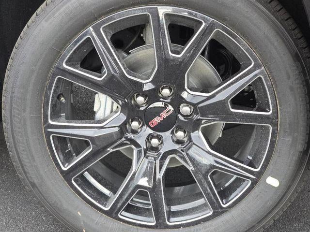 2024 GMC Yukon XL SLE