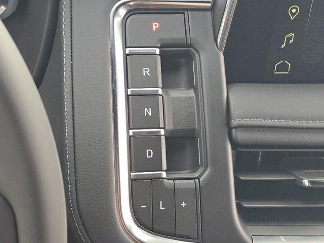 2024 GMC Yukon XL SLE