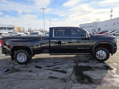 2024 GMC Sierra 3500 HD Denali Ultimate