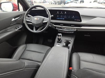 2024 Cadillac XT4 Premium Luxury