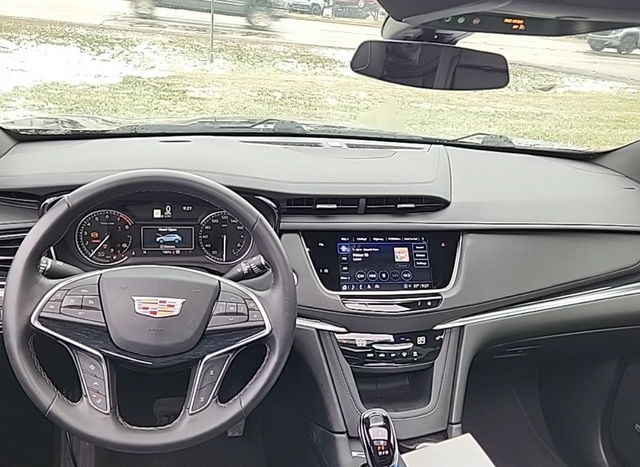 2025 Cadillac XT5 Premium Luxury