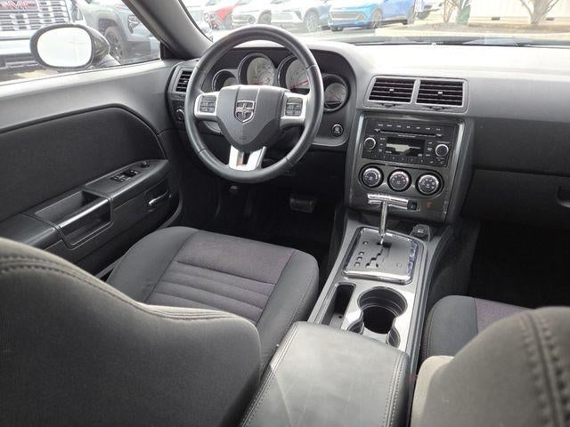 2013 Dodge Challenger SXT