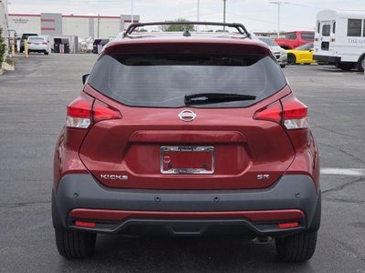 2020 Nissan Kicks SR