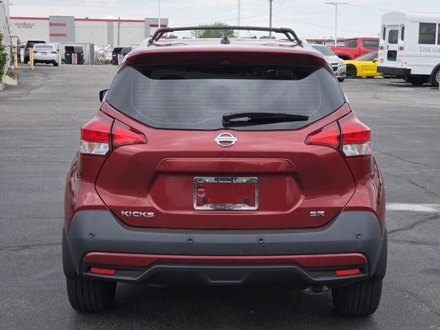 2020 Nissan Kicks SR