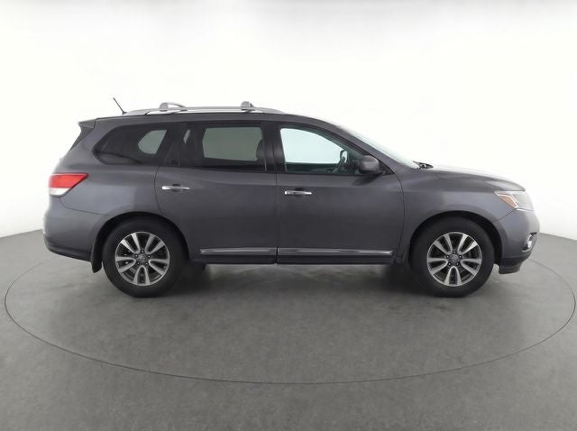2016 Nissan Pathfinder SL