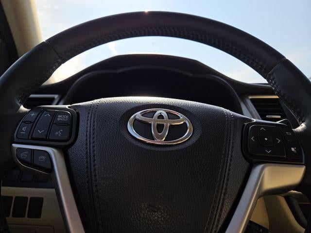 2016 Toyota Highlander XLE V6