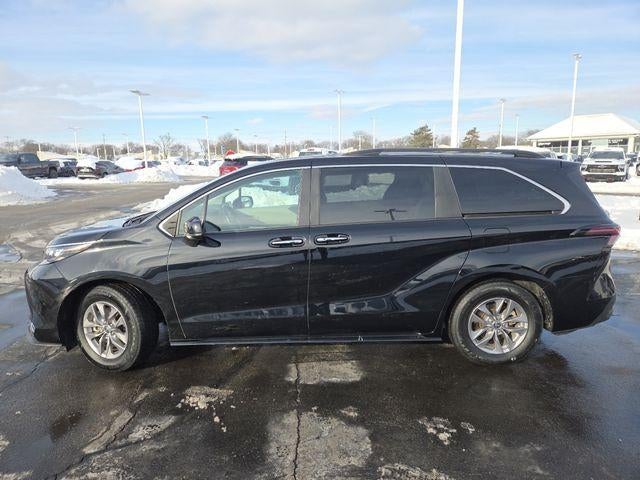 2024 Toyota Sienna XLE