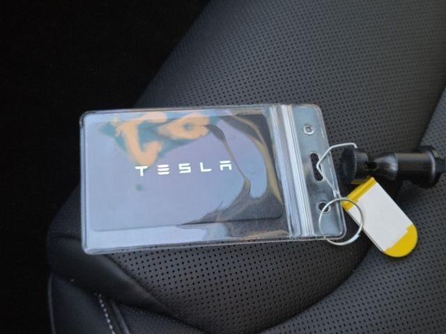 2022 Tesla Model S Plaid