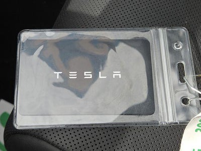 2022 Tesla Model S Base