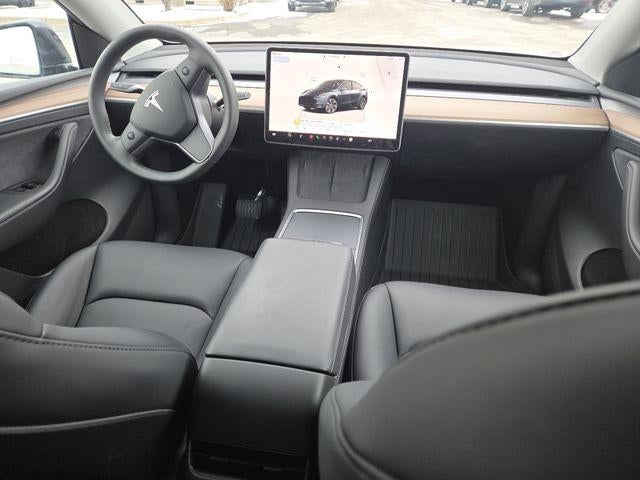 2025 Tesla Model Y Long Range