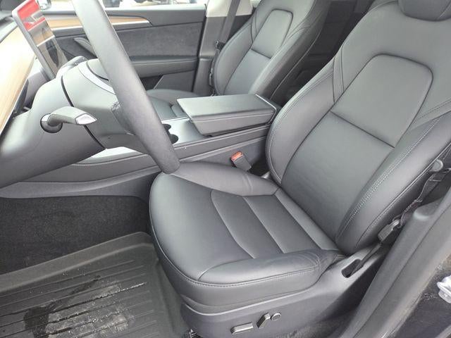 2025 Tesla Model Y Long Range