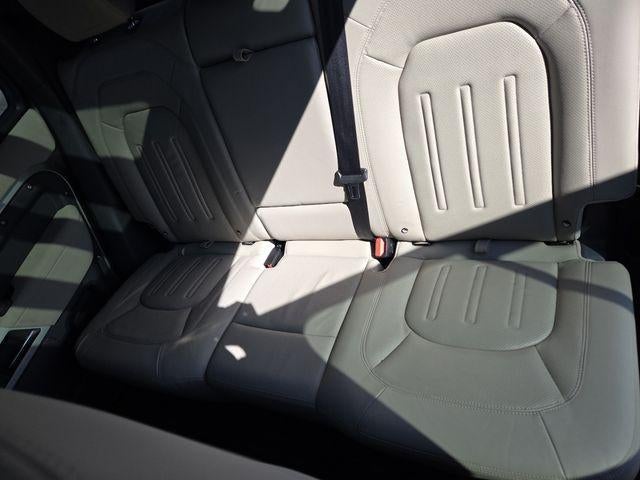 2021 Land Rover Defender Base