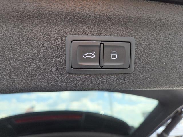 2022 Audi Q3 Premium