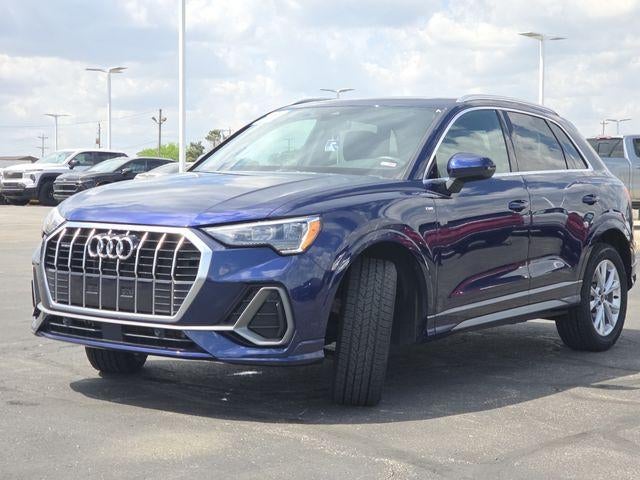2022 Audi Q3 Premium