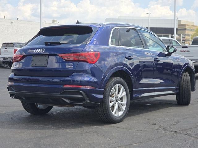 2022 Audi Q3 Premium