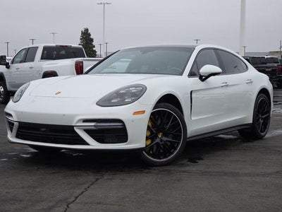 2017 Porsche Panamera Turbo