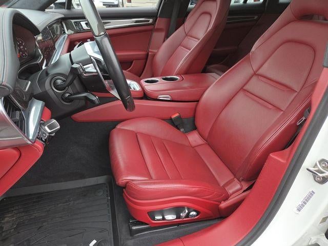 2017 Porsche Panamera Turbo