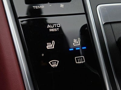 2017 Porsche Panamera Turbo