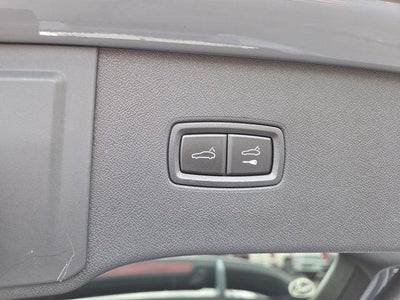 2025 Porsche Cayenne GTS