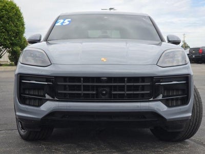 2025 Porsche Cayenne GTS