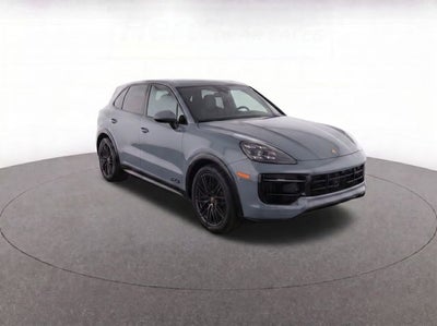 2025 Porsche Cayenne GTS