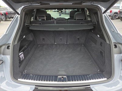 2025 Porsche Cayenne GTS