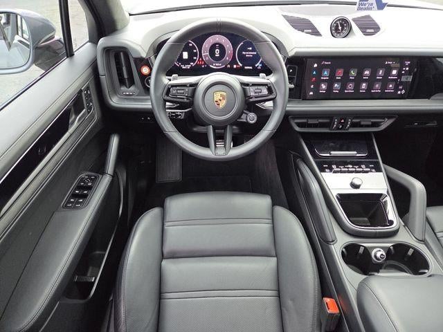 2025 Porsche Cayenne GTS