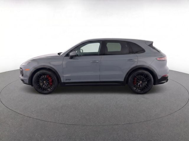 2025 Porsche Cayenne GTS
