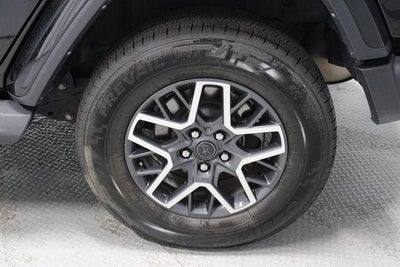 2024 Jeep Wrangler 4-Door Sahara 4x4