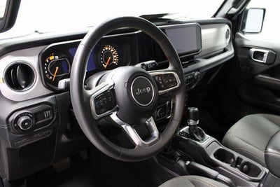 2024 Jeep Wrangler 4-Door Sahara 4x4