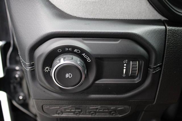 2024 Jeep Wrangler 4-Door Sahara 4x4