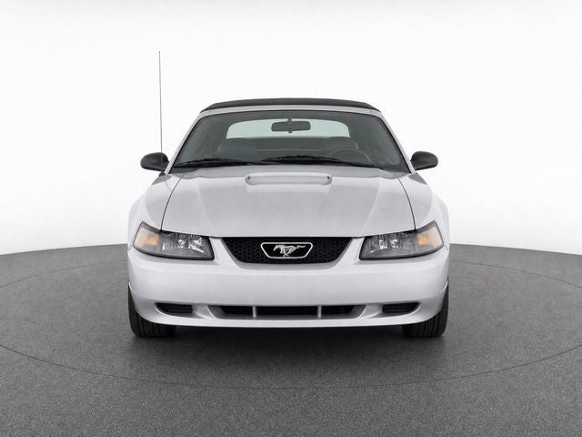 2003 Ford Mustang V6