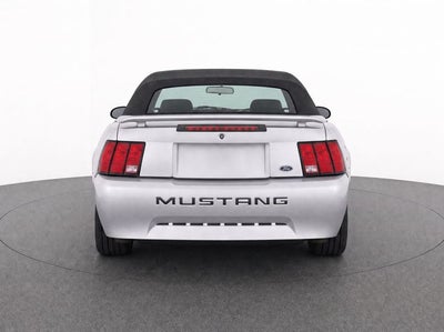 2003 Ford Mustang V6