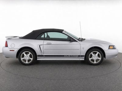 2003 Ford Mustang V6