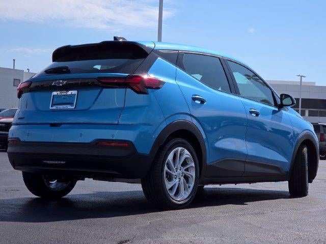 2027 Chevrolet Bolt LT - Photo 14