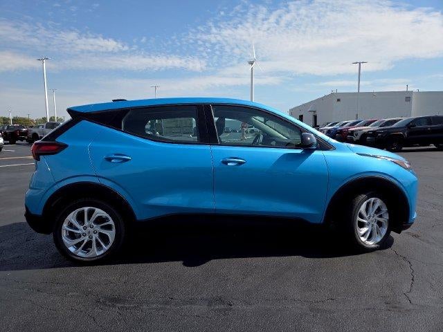 2027 Chevrolet Bolt LT - Photo 15