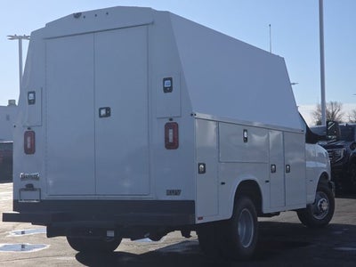 2025 Chevrolet Express Cutaway 3500 Work Van
